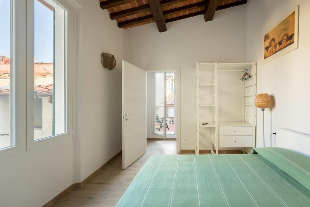 Apartamento Keys Of Italy - Maytreya - Albero 2 - Train Station Two Bedroom Flat 2nd Floor